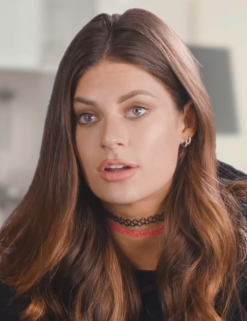 Hannah Stocking photo